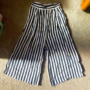H&M Black and White Stripe High Waisted Cropped Pants